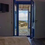 Pnoes - Seaside Escape קיתנוס