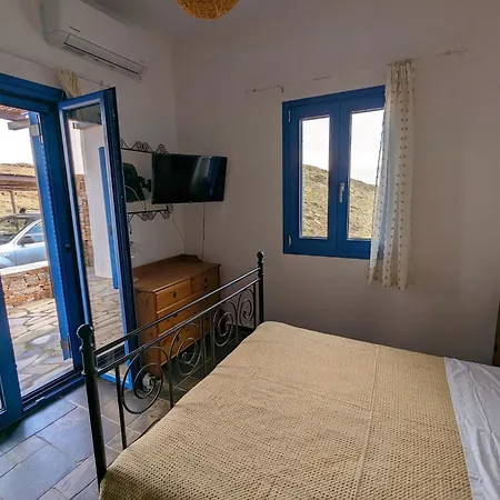 Tranquil Seaside Escape Kythnos