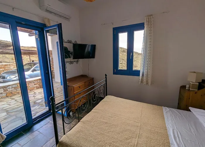 Pnoes - Seaside Escape Kitnos